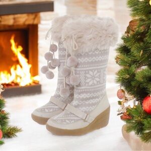 Red Camel Faux Fur Trimmed Winter Boots